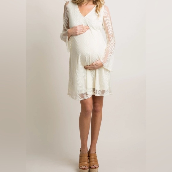 PinkBlush Ivory Chevron Mesh Overlay Maternity Dress /size M - Picture 1 of 8